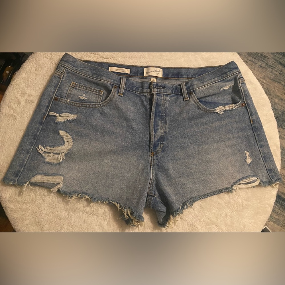Universal Thread Light Blue Distressed Jean Shorts